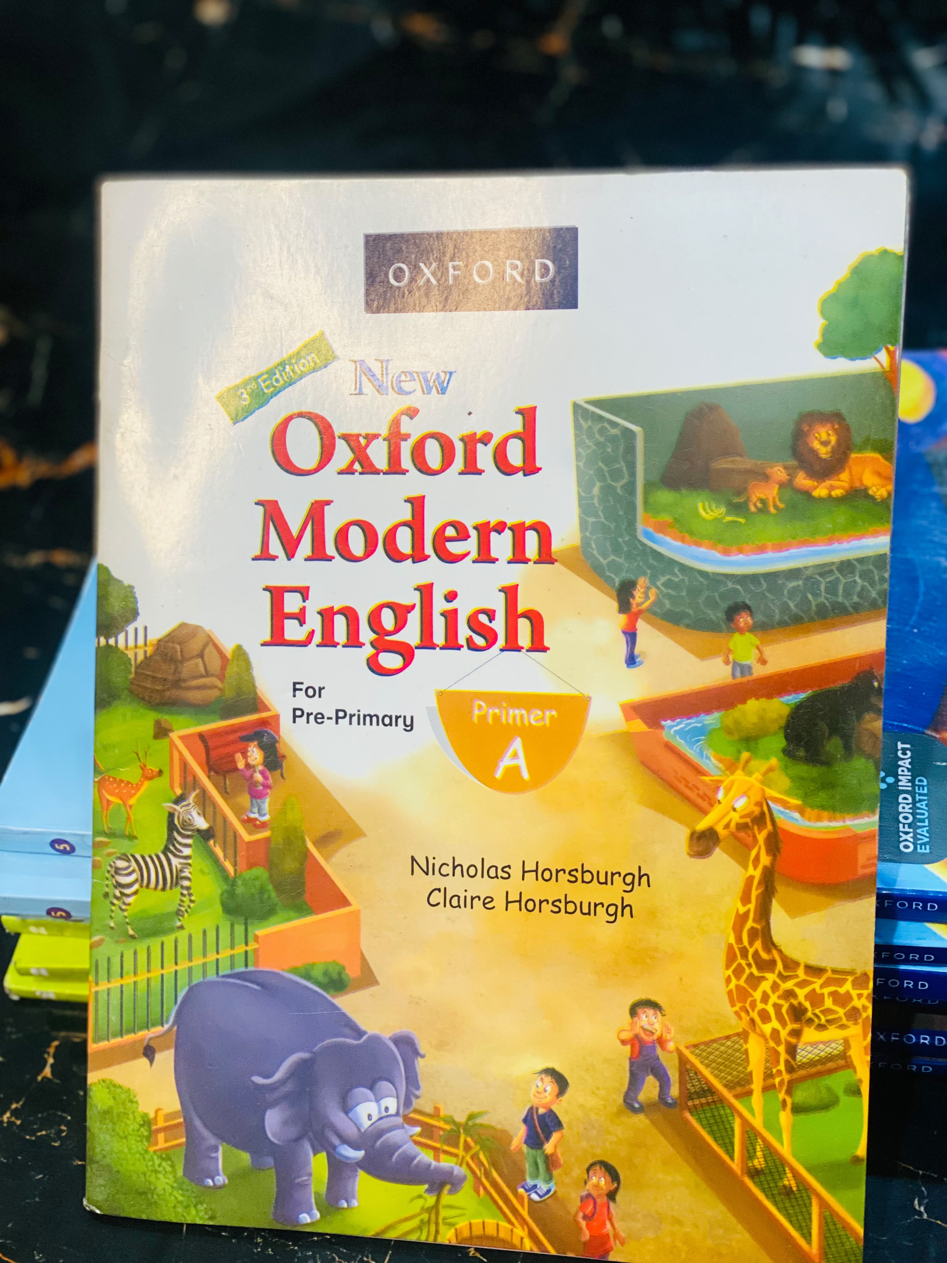 New Oxford Modern English – Primer A (3rd Edition)